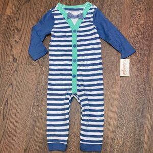 Cat & Jack Bow tie Baby Outfit   Size 12M